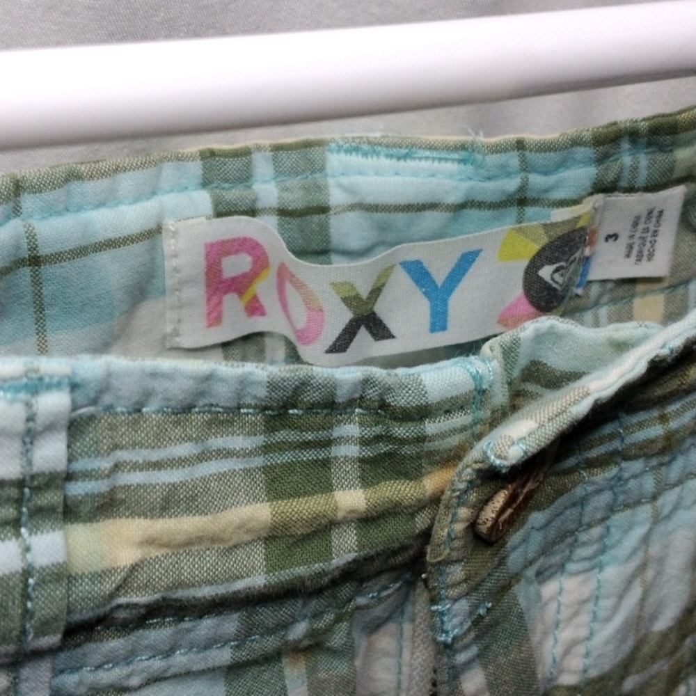 3/$25 Roxy shorts - Picture 3 of 5